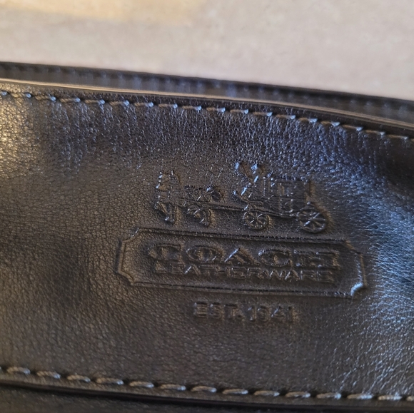 COACH CARLY Hobo Leather Shoulder Bag Black E0882-12671 EUC - Picture 10 of 13